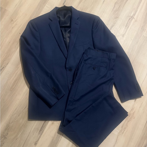 Calvin Klein Blue Suit Timeless Elegance Professional Style